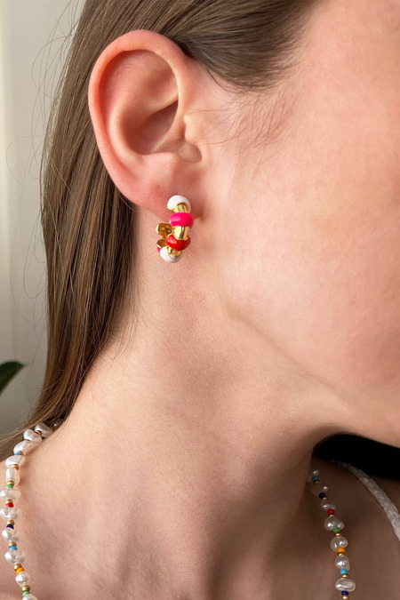 Kırmızı Yarım Halka Küpe