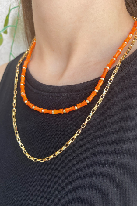 Turuncu Boncuklu Kolye