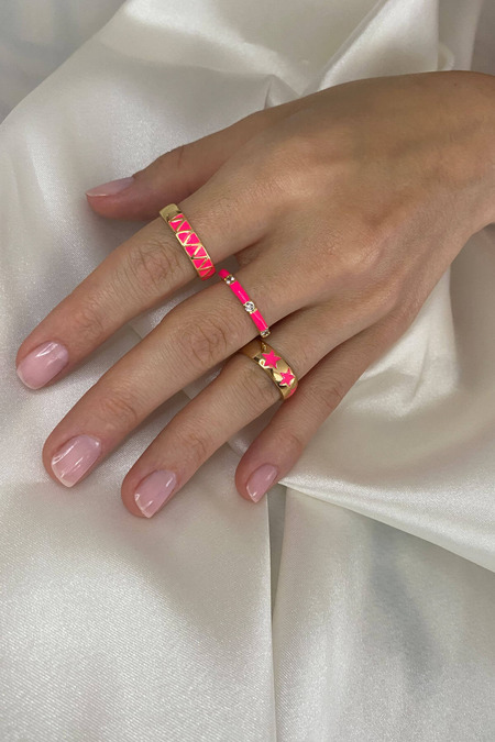 Ayarlanabilir Gold Yıldız Motifli Fuşya Yüzük